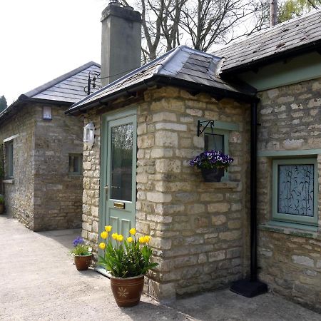 Cosy Stone Cottage, The Bungalow Perrotts Brook Cirencester Exterior foto