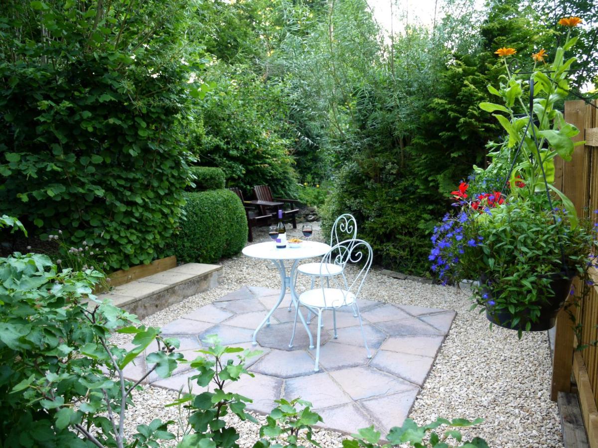 Cosy Stone Cottage, The Bungalow Perrotts Brook Cirencester Exterior foto