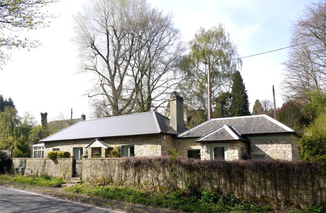 Cosy Stone Cottage, The Bungalow Perrotts Brook Cirencester Exterior foto